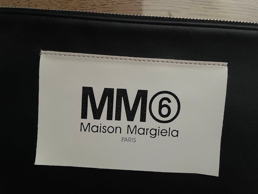 美品　MM6 マルジェラ クラッチバッグ