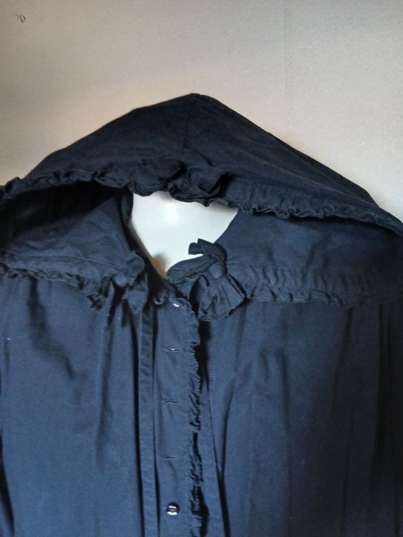 専用です。ピンクハウスフード付きブラック長袖ロングシャツ