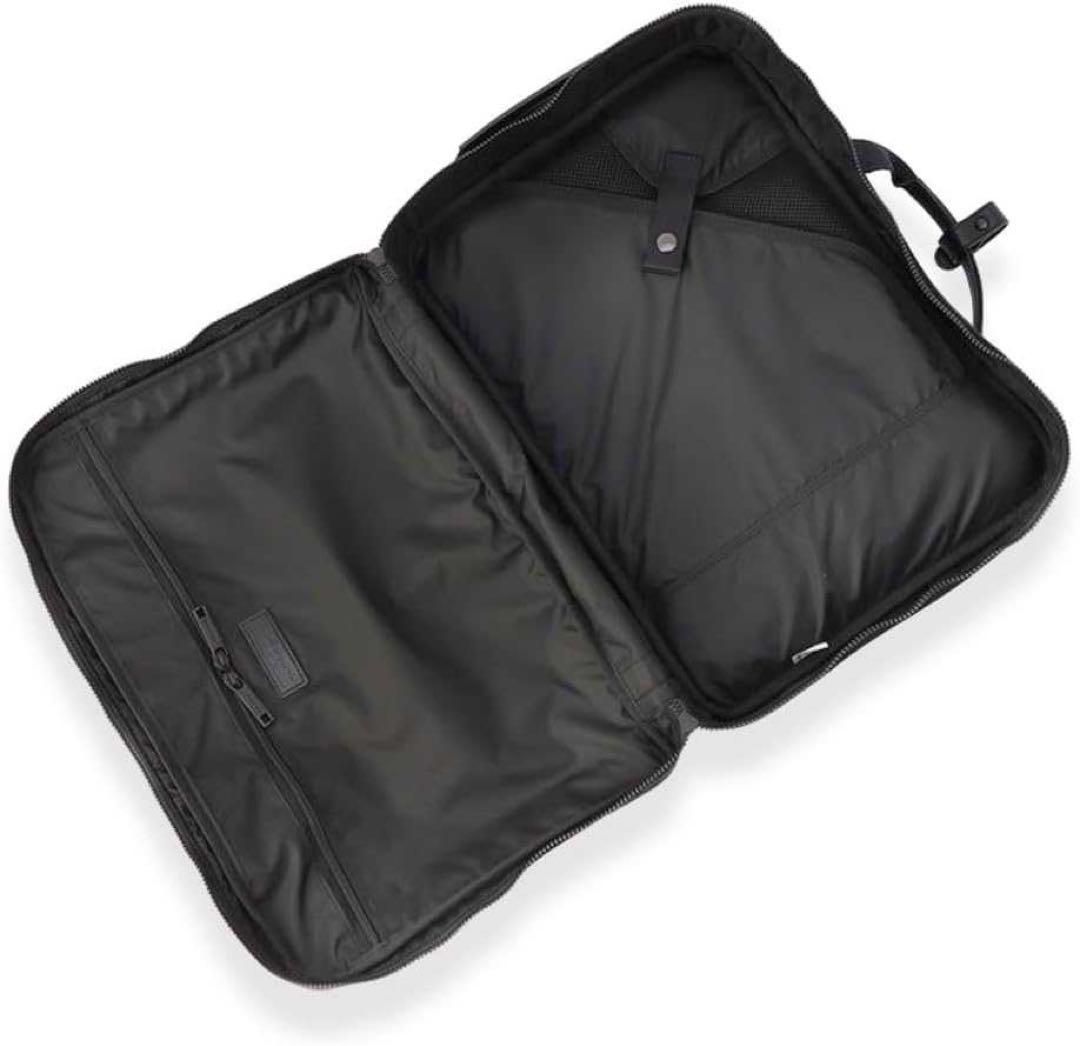 専用 BRIEFING TRINITY COMP ブリーフィング