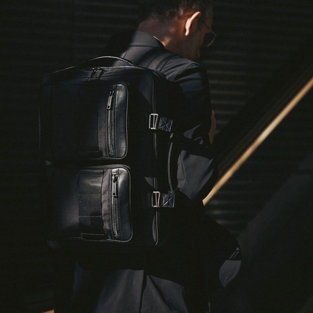 専用 BRIEFING TRINITY COMP ブリーフィング