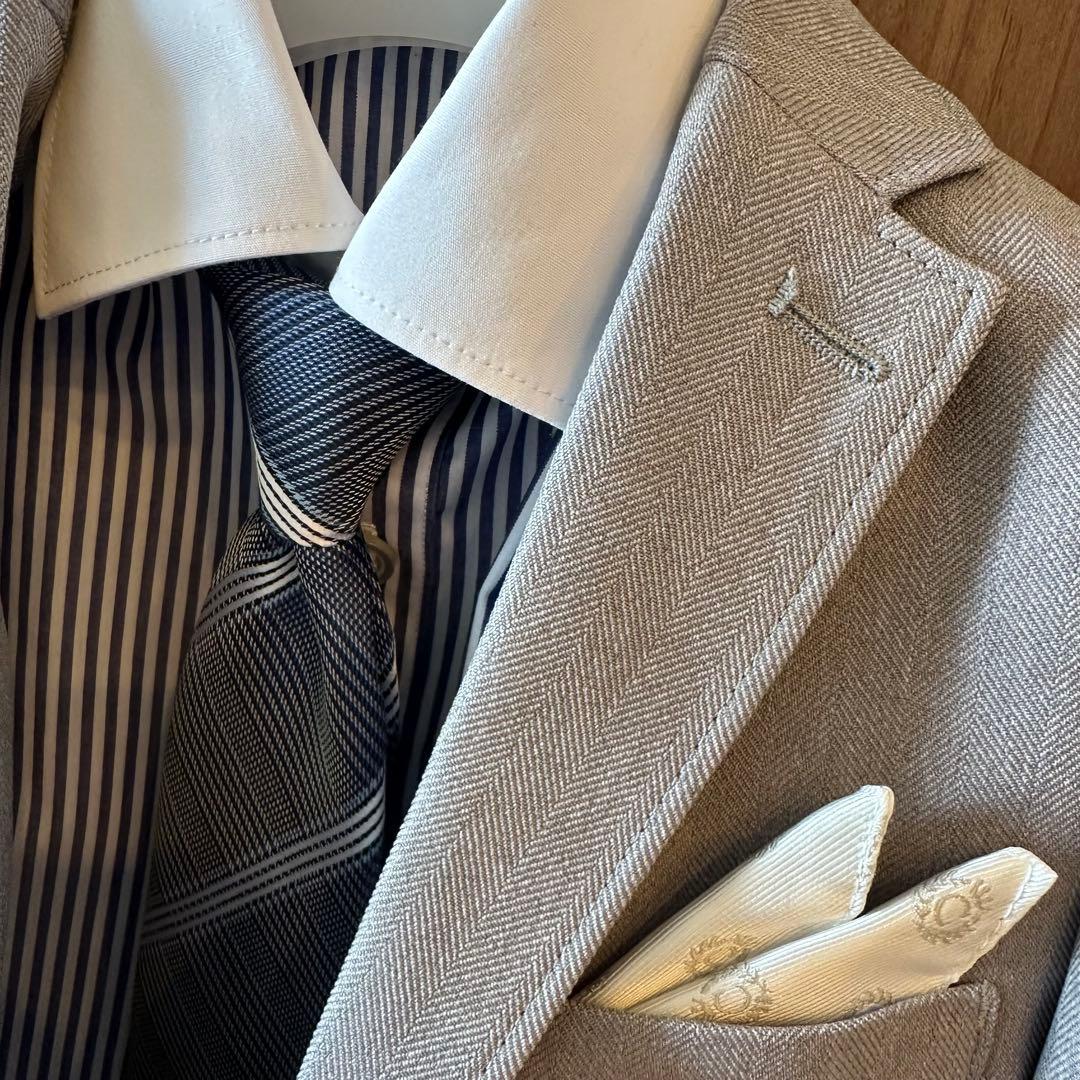 【美品】ショパン　キッズスーツ、シャツネクタイ　薄グレー　110