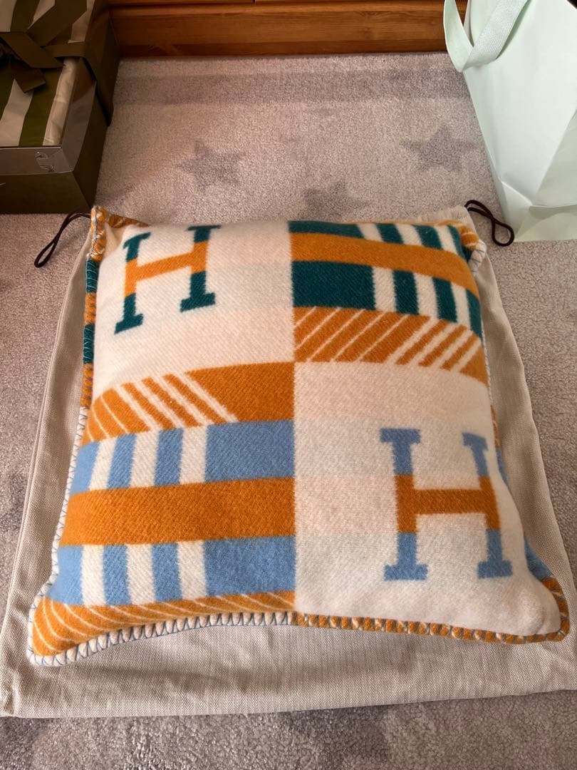 HERMESクッション