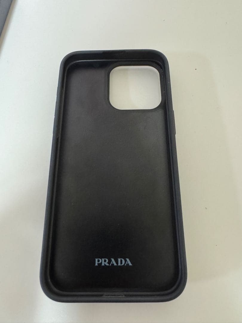 【PRADA 正規品】 iPhone15promax用ケース 水色