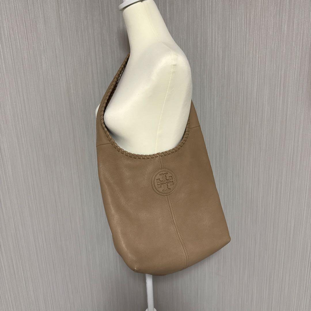トリーバーチ マリオン ホーボーバッグ ロゴ レザー ベージュ