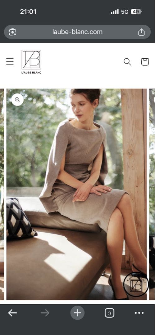 り*え様 ローブブランのナローラインケープドレス