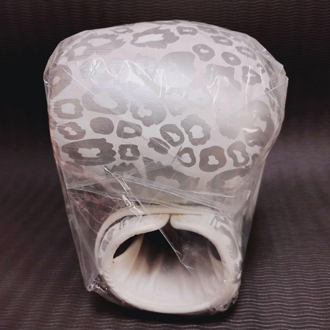 正規品 WINDY ボクシンググローブ 16oz ホワイト/シルバー ヒョウ柄