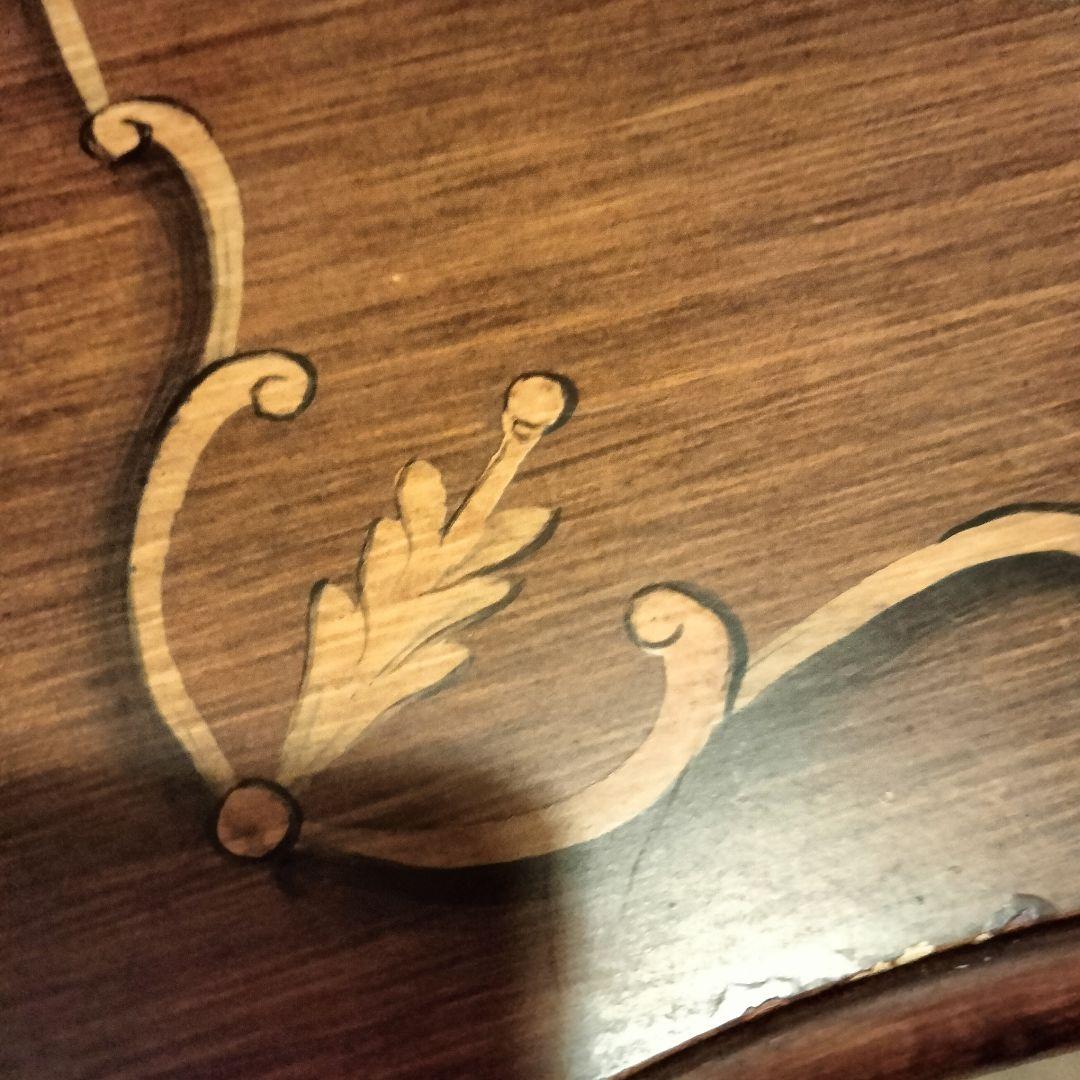 ヨーロッパアンティーク花柄ペイントの木製サイドテーブルチェスト