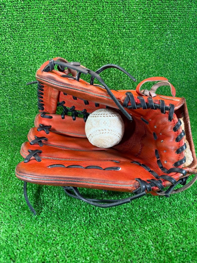 ミツワタイガー　硬式　外野手　左投げ