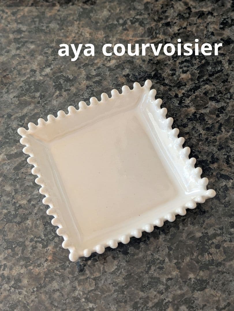 *未使用*　aya courvoisier　スクエアプレート　XS