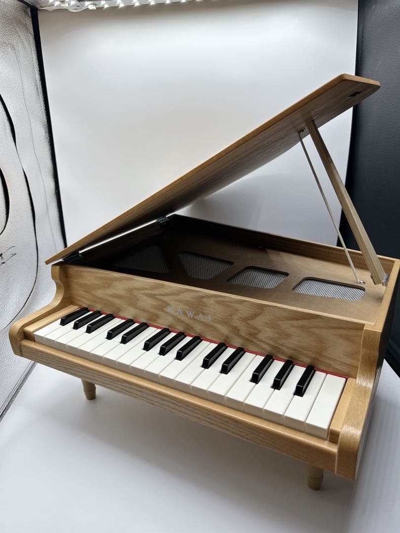KAWAI ミニグランドピアノ