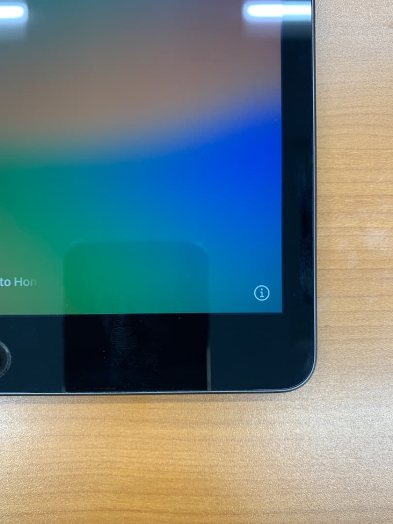 R*s様 動作確認済 iPad 第7世代 32GB ID C1233