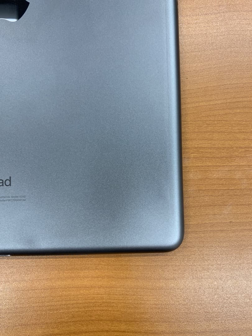 R*s様 動作確認済 iPad 第7世代 32GB ID C1233