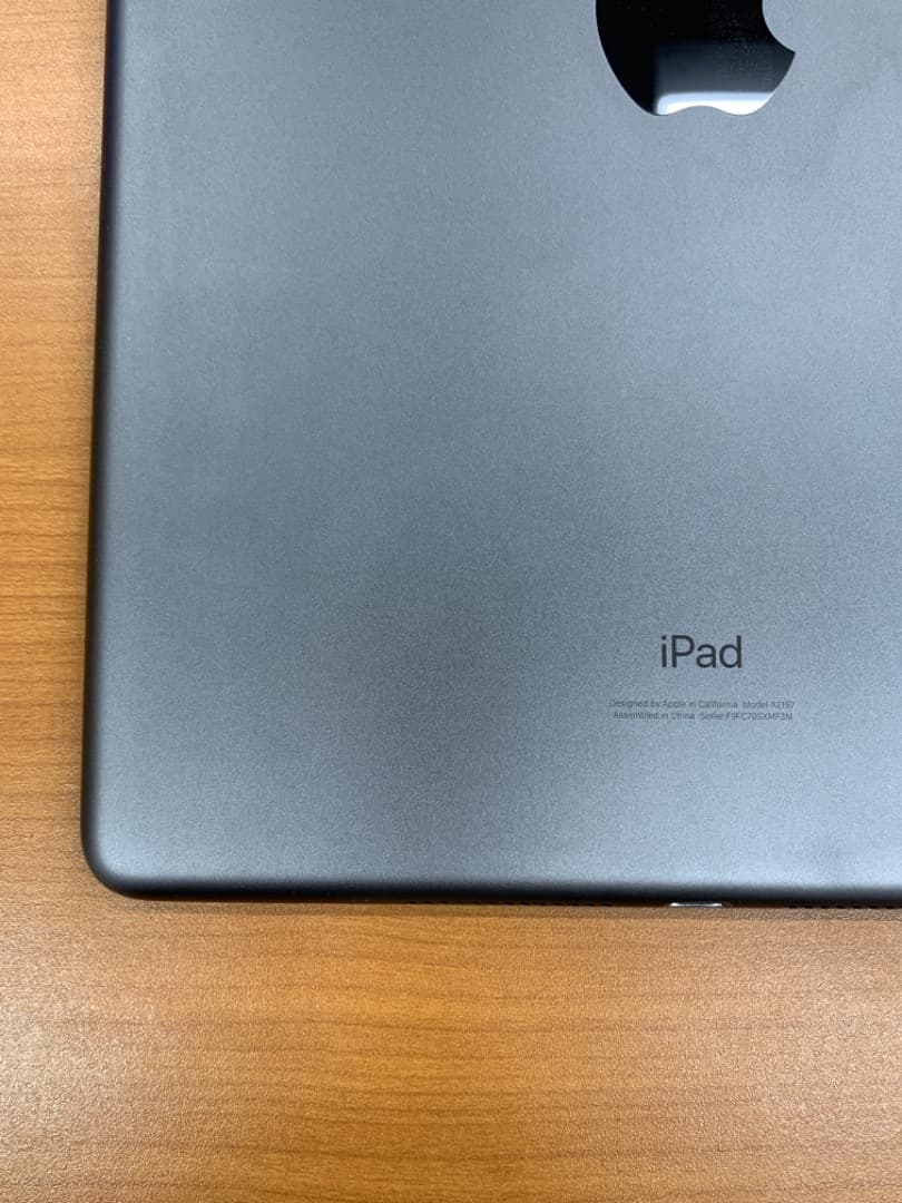R*s様 動作確認済 iPad 第7世代 32GB ID C1233