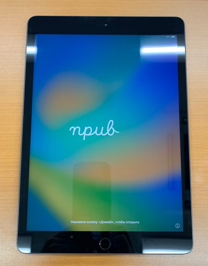 R*s様 動作確認済 iPad 第7世代 32GB ID C1233