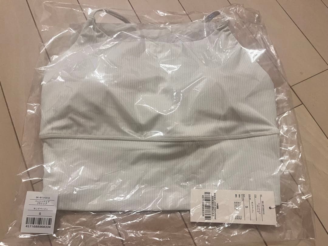 lavaヨガウェアTシャツ　Sサイズ