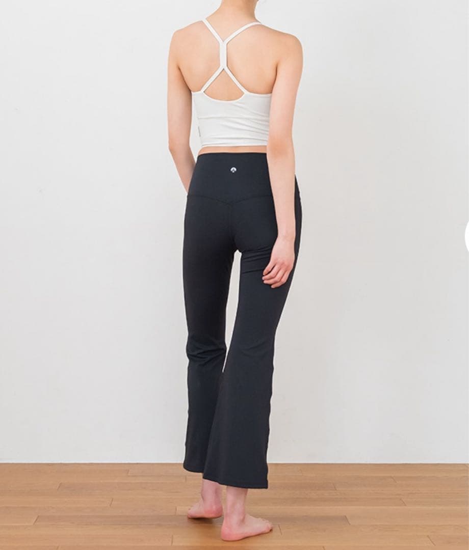 lavaヨガウェアTシャツ　Sサイズ