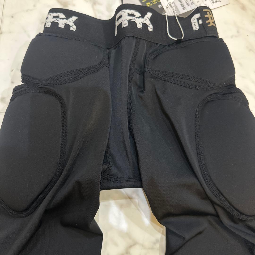 新品未使用　ARKプロテクター　お尻パッド　インナー　XXS