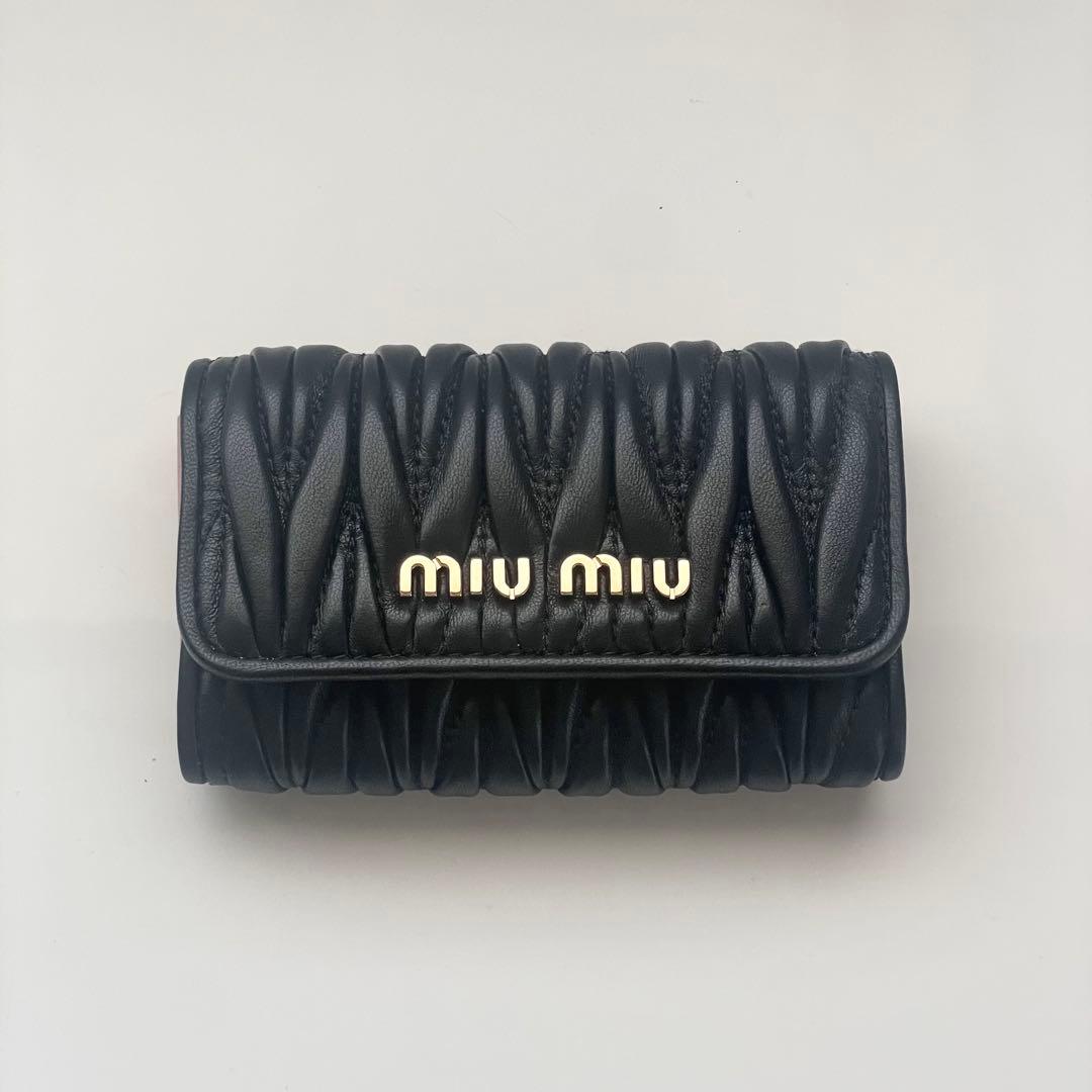 【新品未使用】MIUMIU キーケース マテラッセ 5PG222 N88