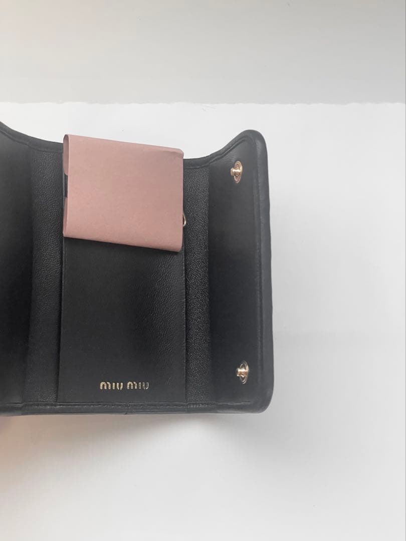 【新品未使用】MIUMIU キーケース マテラッセ 5PG222 N88