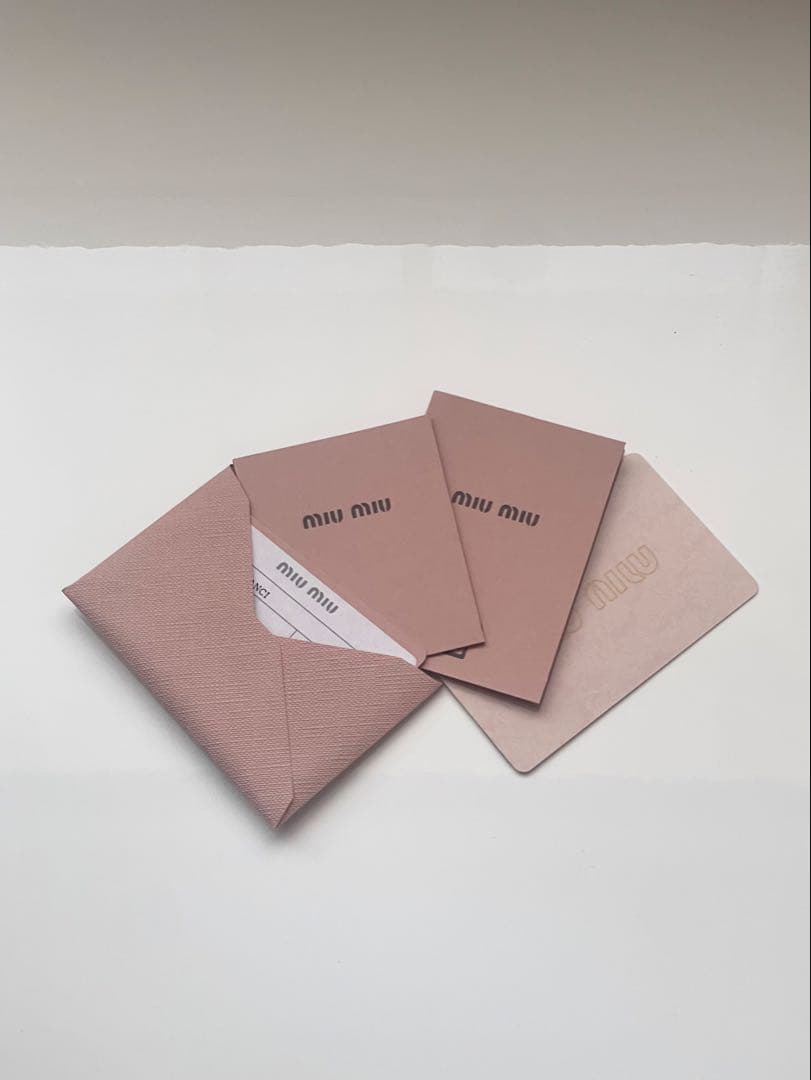 【新品未使用】MIUMIU キーケース マテラッセ 5PG222 N88