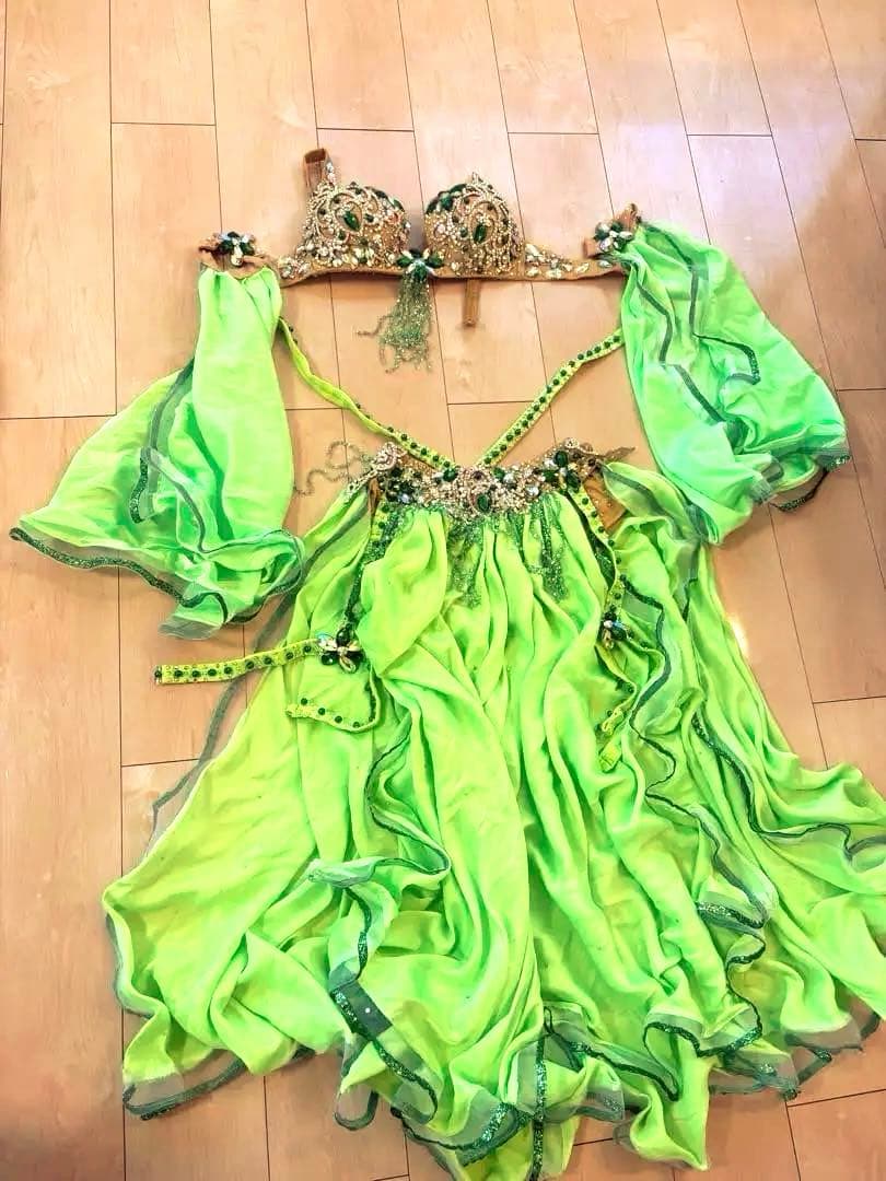 ベリーダンス セットアップ ライトグリーン