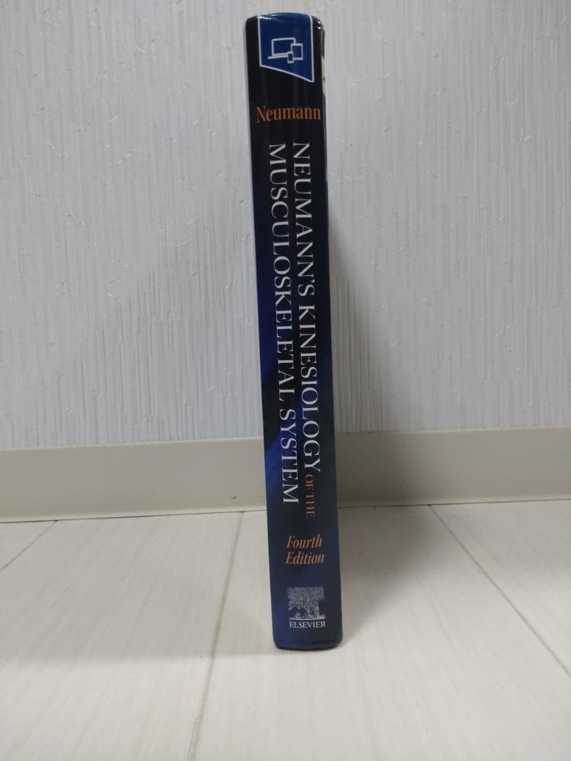 最新版　筋骨格系のキネシオロジー　第4版（英語版）
