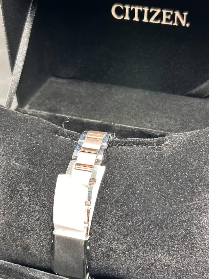 ぽんこ3★未使用シチズン xC クロスシー ES9465-50W