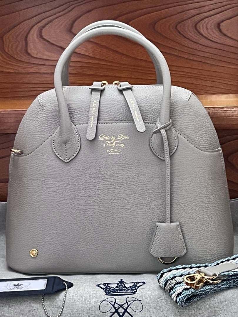 【新品同様美品】ADMJ 牛革シュリンク ラウンドボストンバッグ