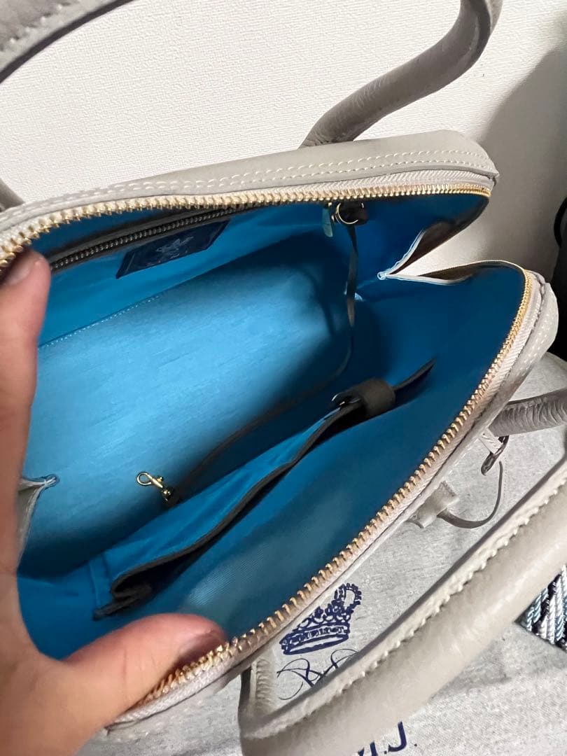 【新品同様美品】ADMJ 牛革シュリンク ラウンドボストンバッグ