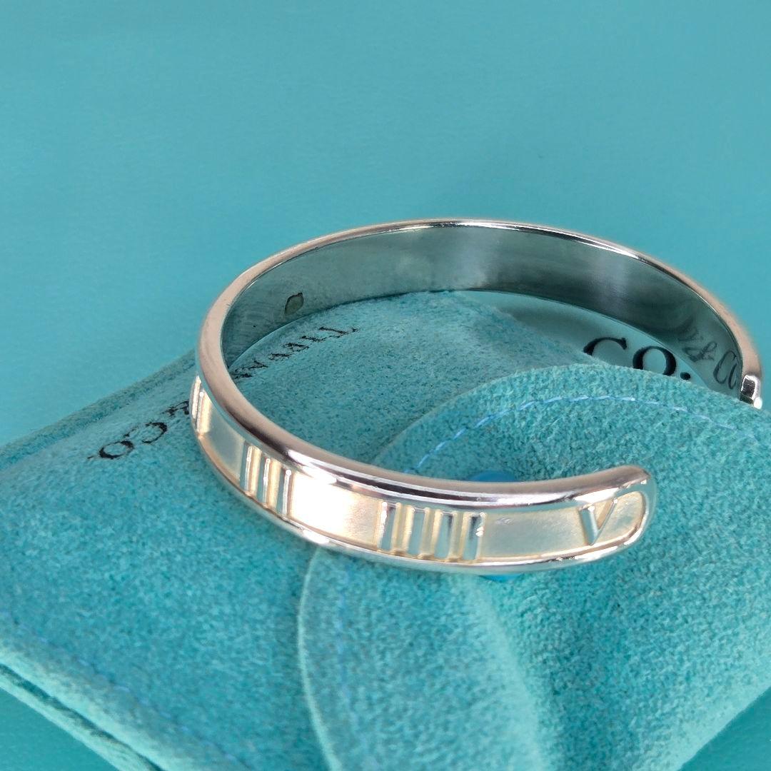 な*こ様 Tiffany & Co. シルバーバングル アトラス ブレスレット