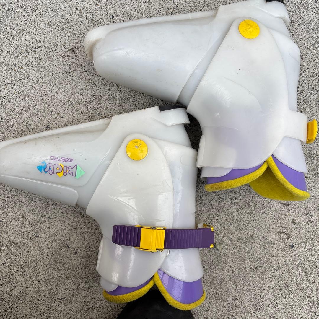 スキー板・スーキー靴・ストック（３点セット）