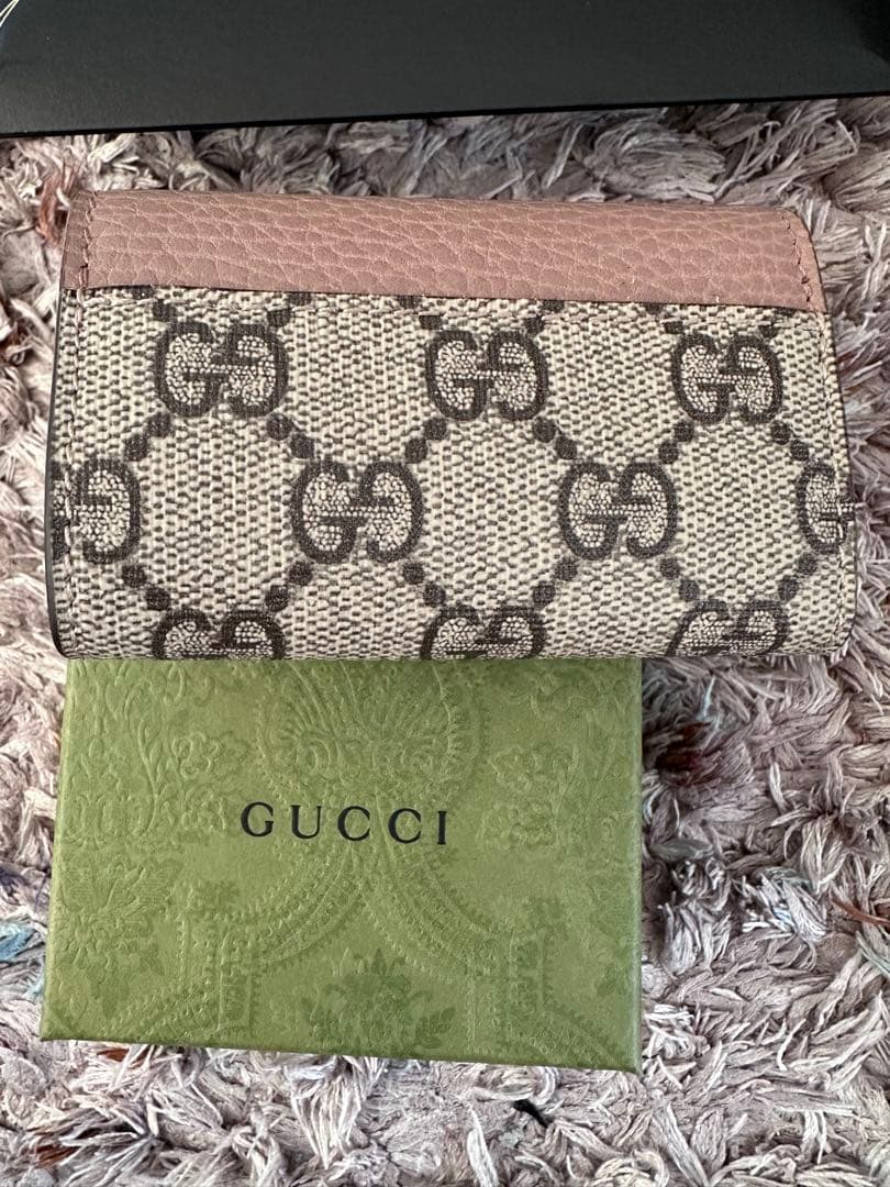 GUCCI キーケース ピンクベージュ バイカラー ダスティGGスプリーム