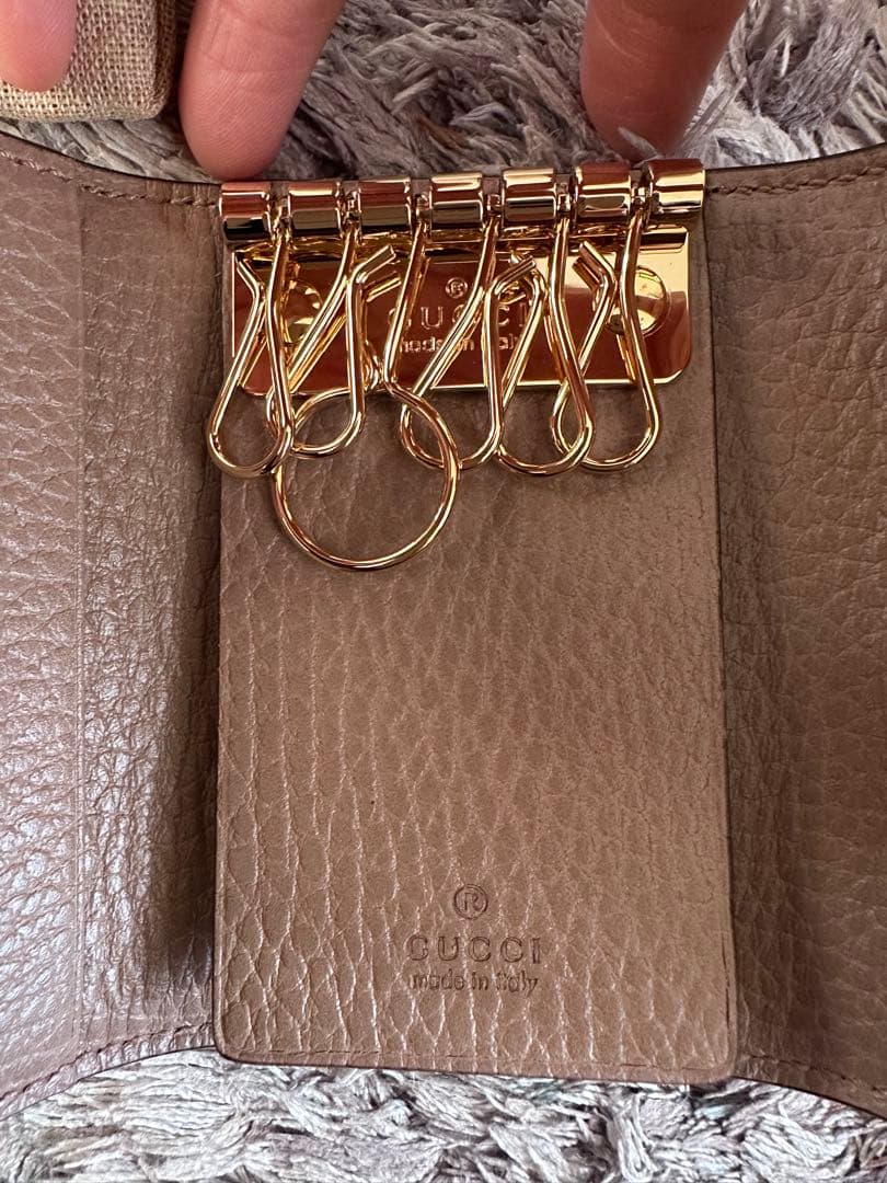 GUCCI キーケース ピンクベージュ バイカラー ダスティGGスプリーム