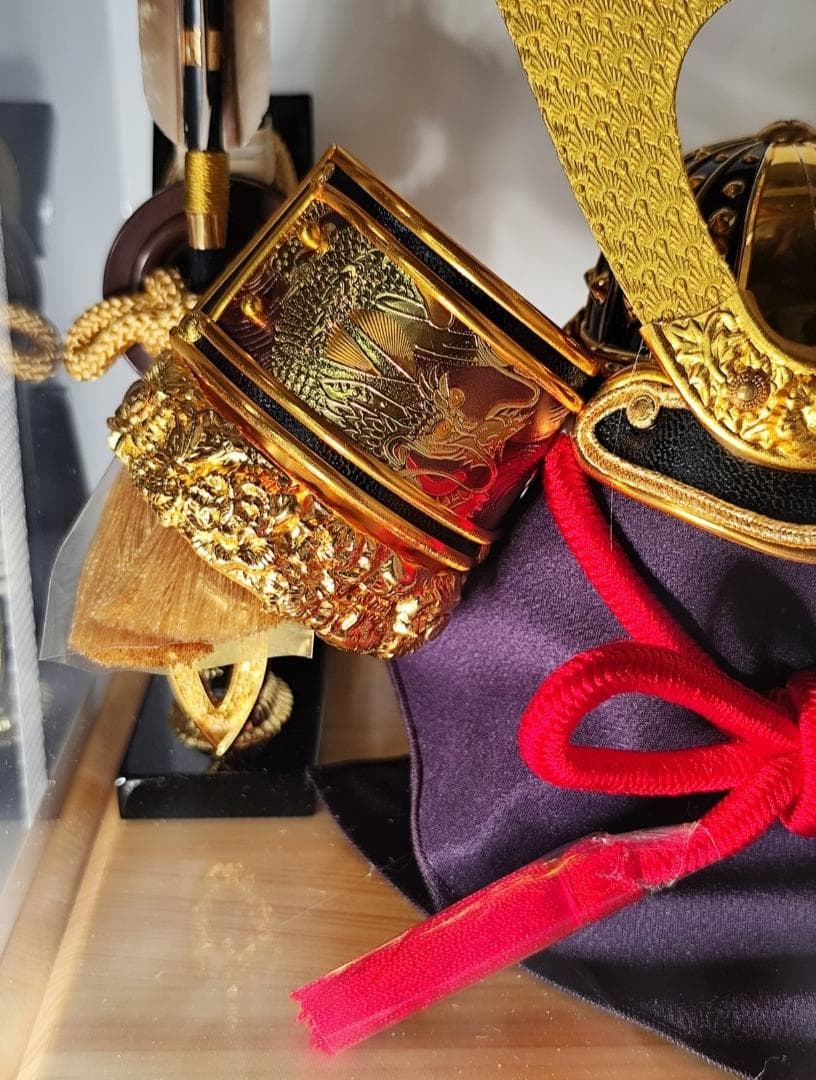 《新品》人形屋ホンポ 五月人形 黒大鍬 h075-aaa-y5-1-b