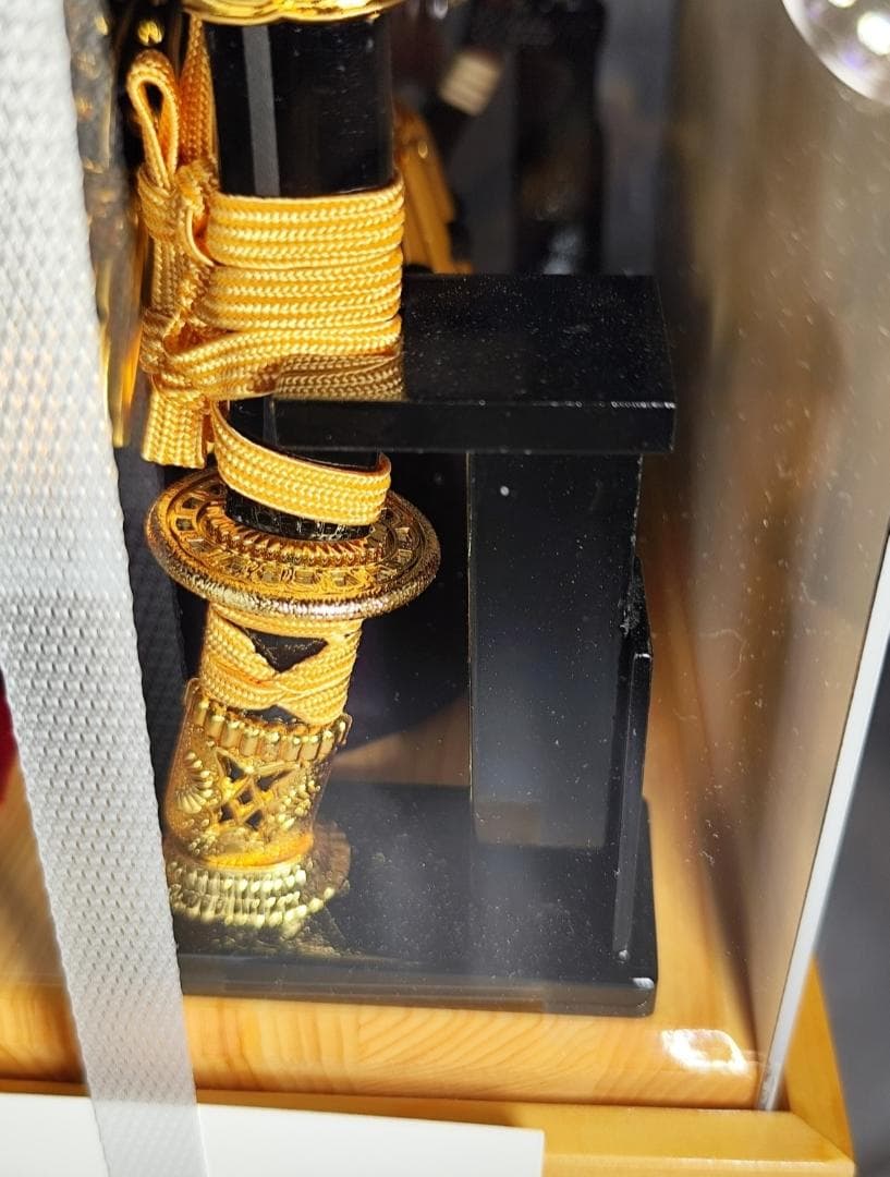 《新品》人形屋ホンポ 五月人形 黒大鍬 h075-aaa-y5-1-b