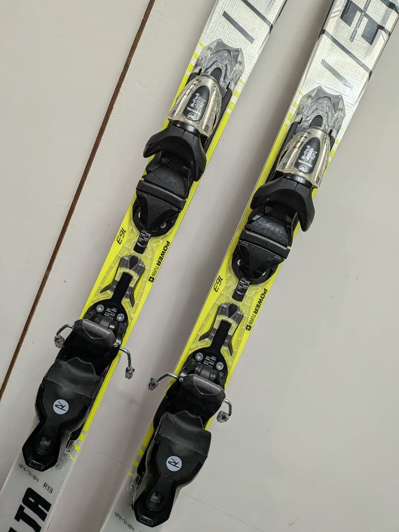 値上げ　ROSSIGNOL DEMO アルペンスキー 黒/黄　スキー板