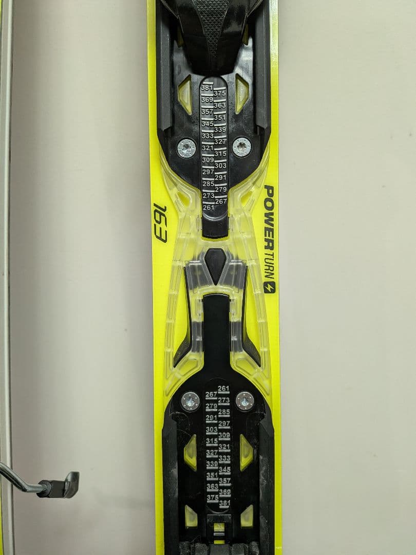 値上げ　ROSSIGNOL DEMO アルペンスキー 黒/黄　スキー板