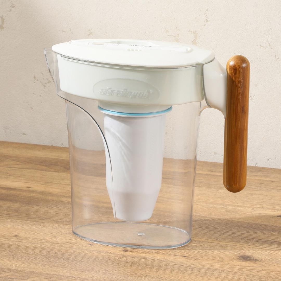 ＺＥＲＯピッチャー＊６層浄水フィルター搭載 素材の味を引き立てる純水を