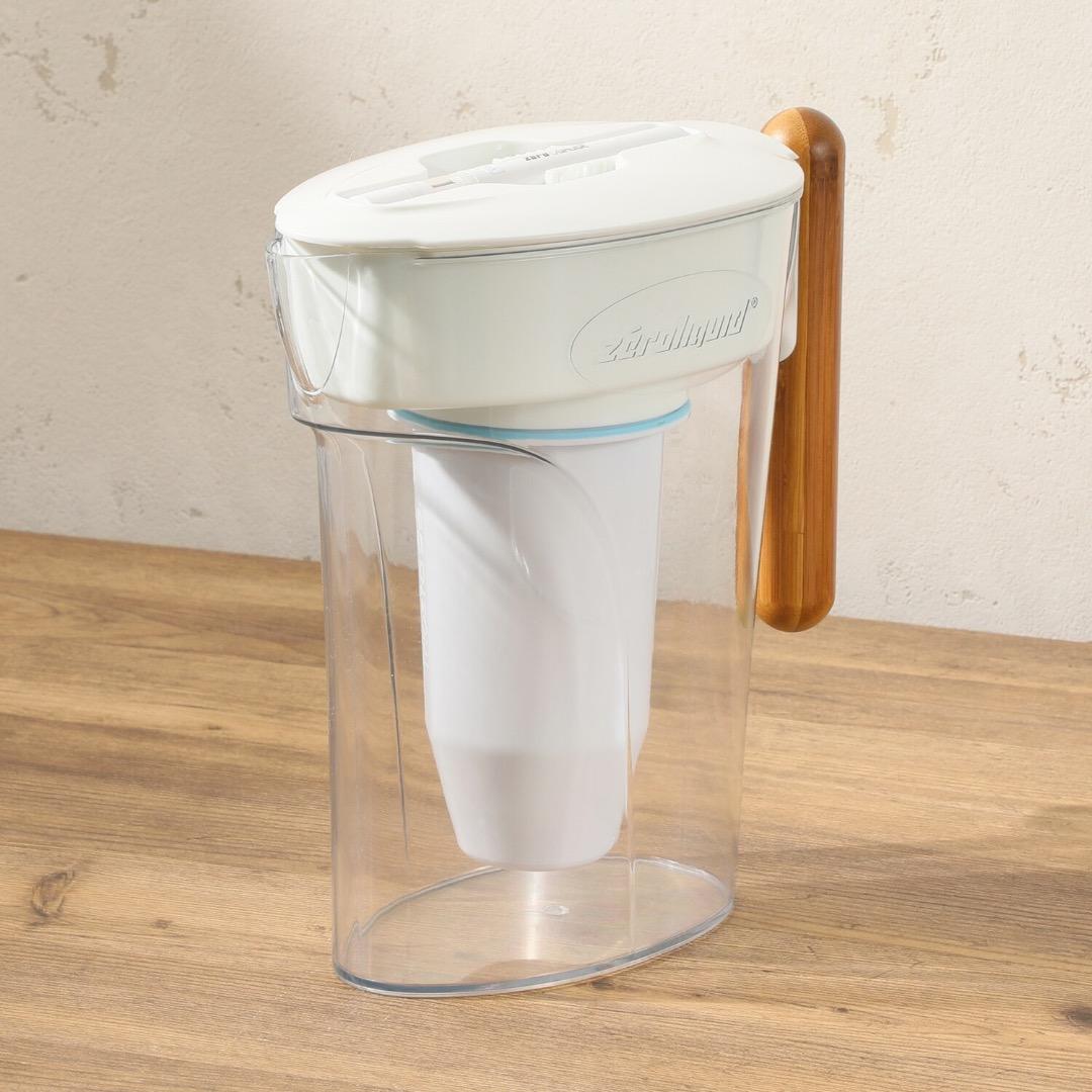 ＺＥＲＯピッチャー＊６層浄水フィルター搭載 素材の味を引き立てる純水を