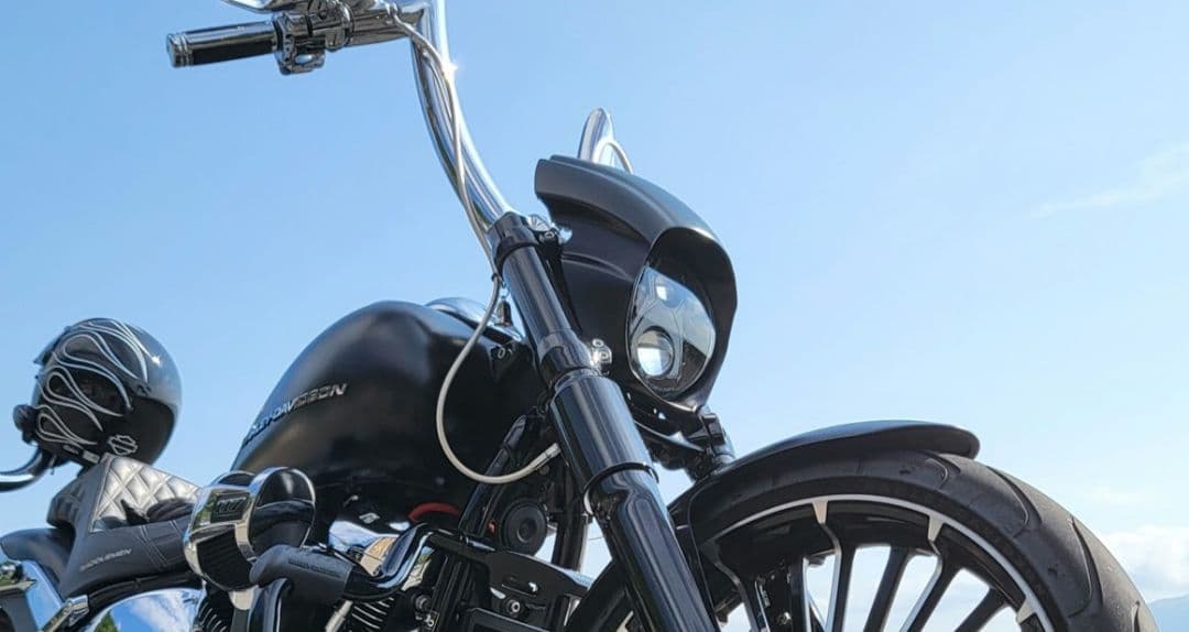 Killer Customブレイクアウト用　Aggressorフェアリング