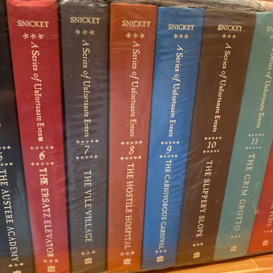 A Series of Unfortunate Events: 1-13 洋書