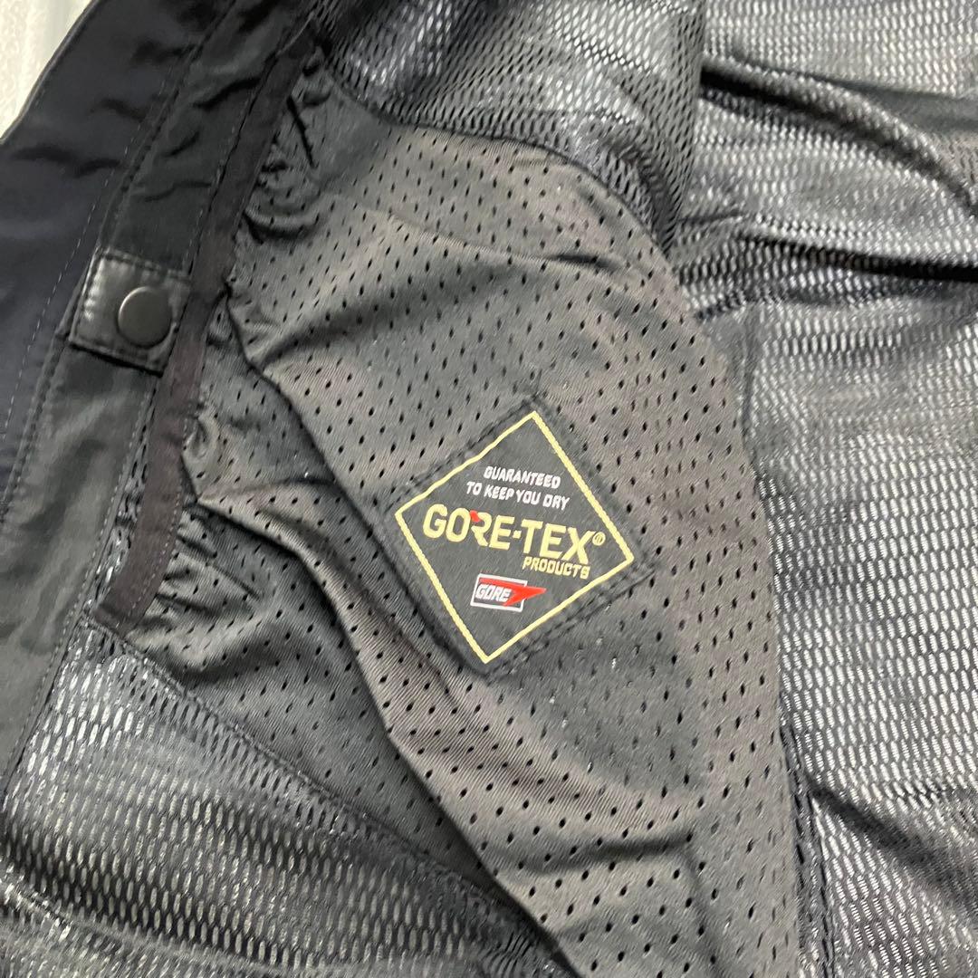 VOLCOM ヴォルコム　スノボウェア　アウター　ジャケット　ゴアテックス　xs