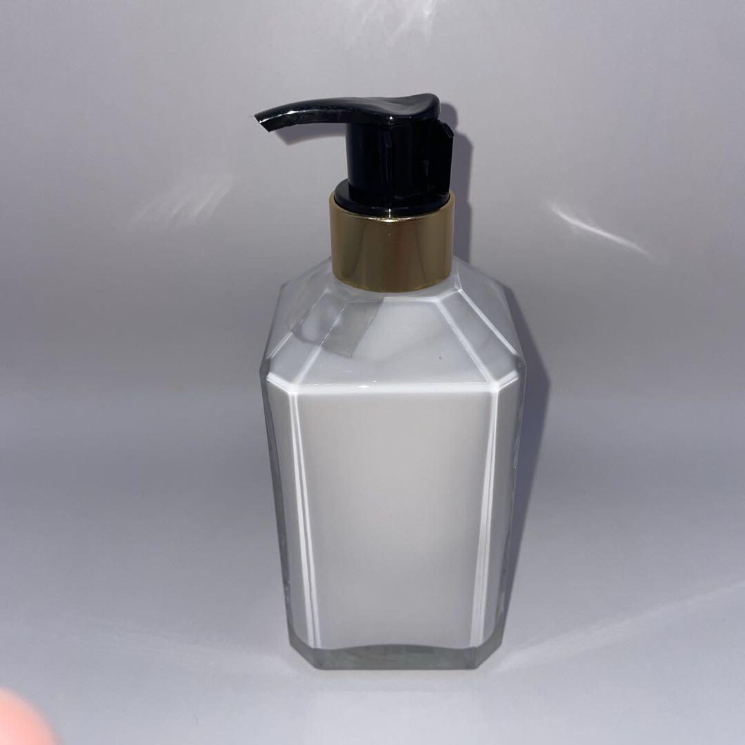 新品 GUERLAIN MUSC OUTREBLANC ハンド&ボディローション