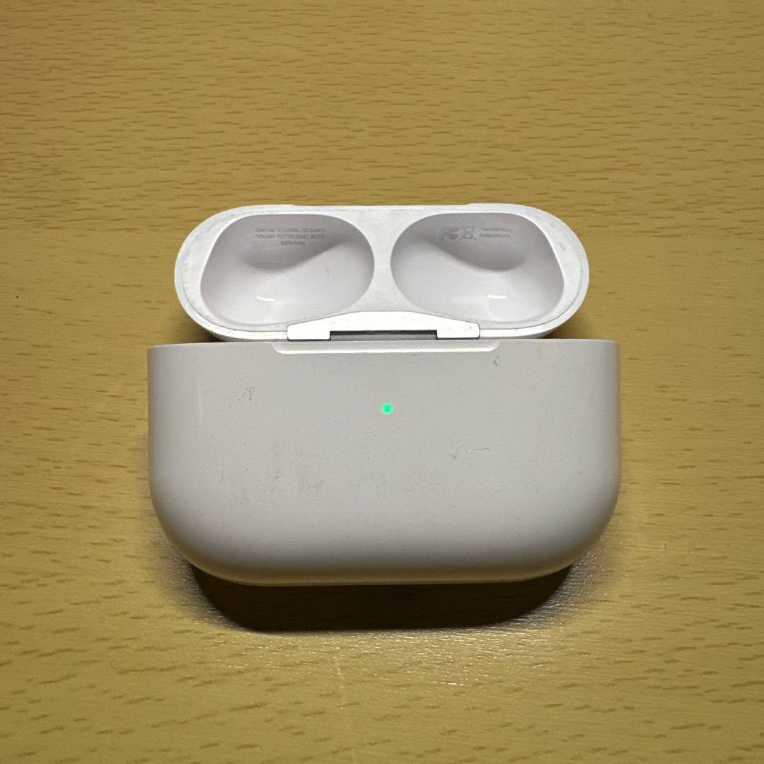 今だけ‼️AirPods pro第2世代　Lightning端子