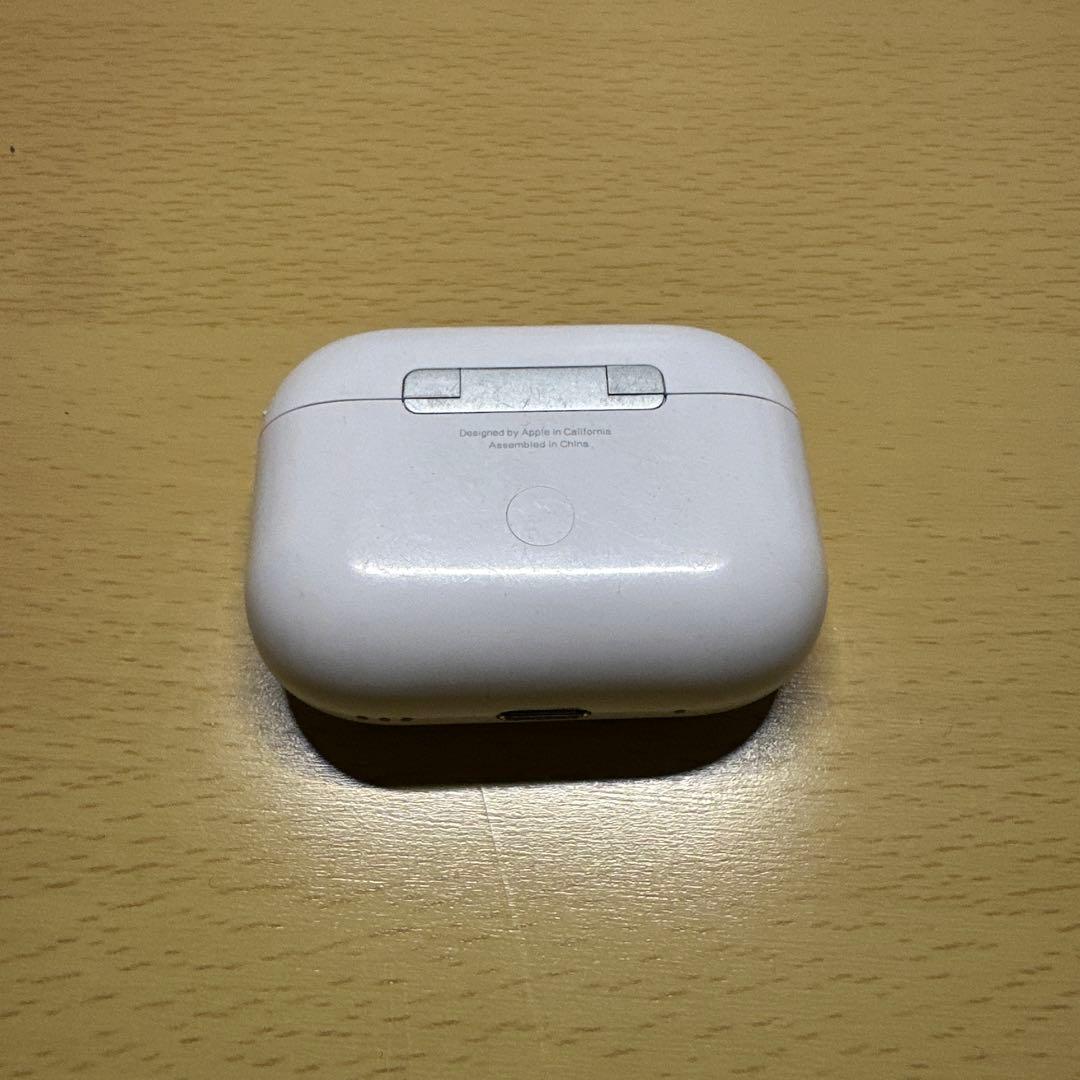 今だけ‼️AirPods pro第2世代　Lightning端子