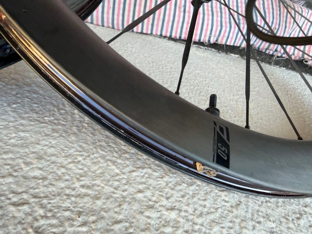 CADEX 50 Ultra Disc tubeless 付属品あり