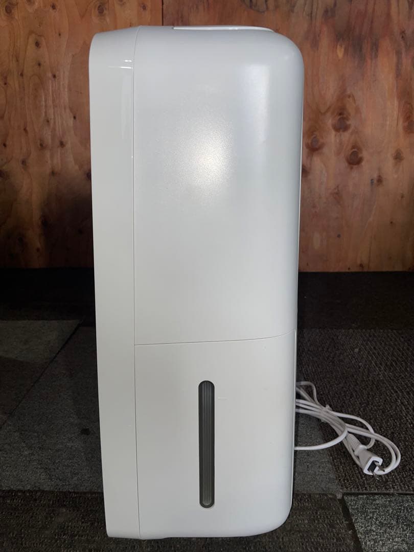 2021年製 SHARP 除湿機 CV-N71-W ①