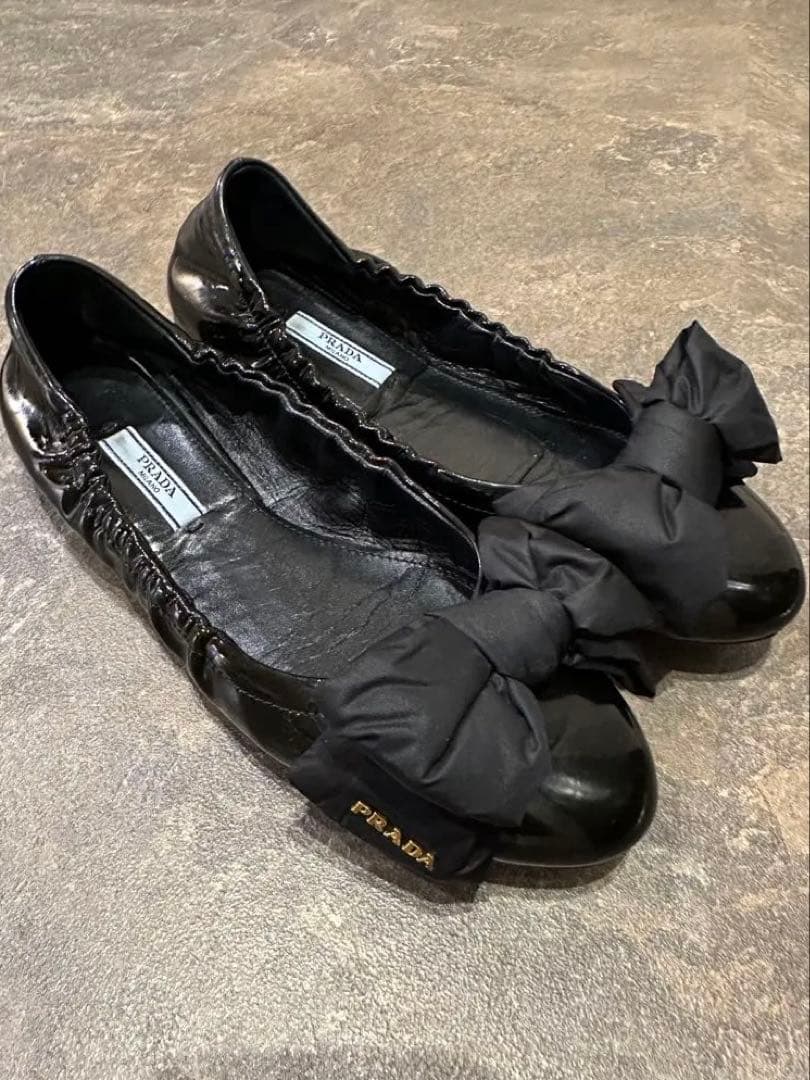 PRADA ブラック フラットシューズ リボン38サイズ