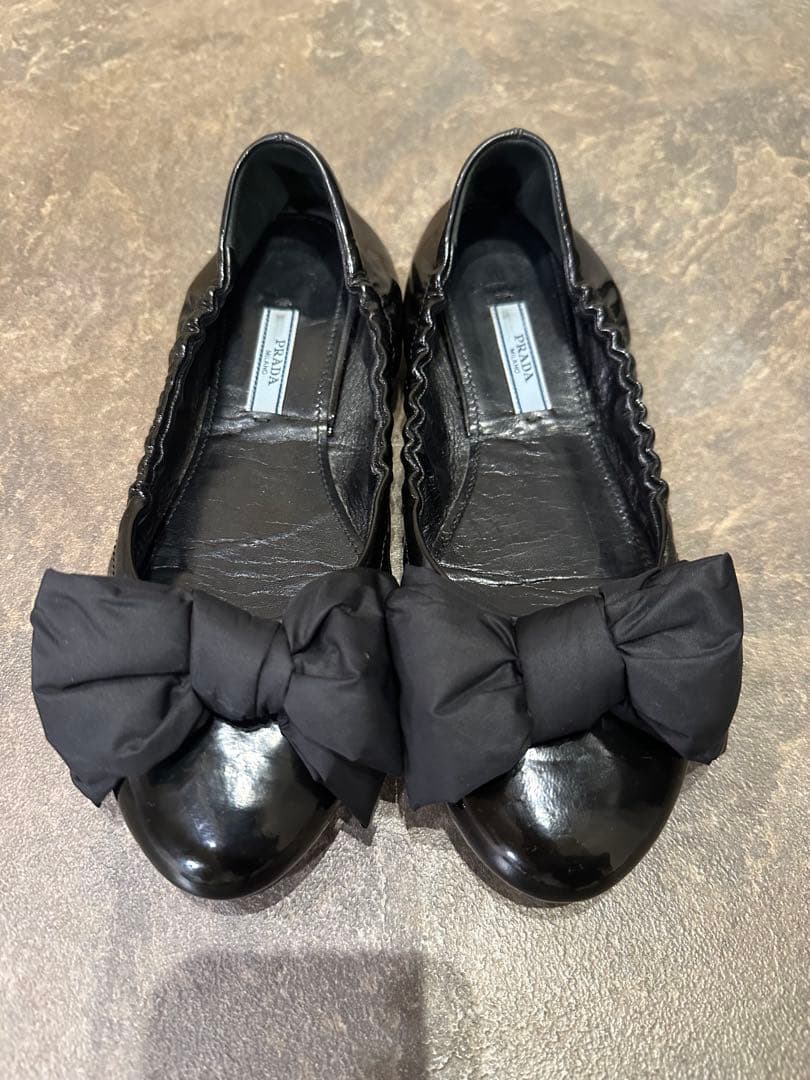 PRADA ブラック フラットシューズ リボン38サイズ