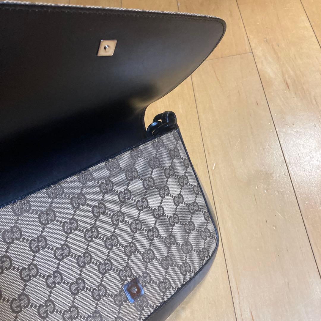 Gucci GGキャンバス ショルダーバッグ